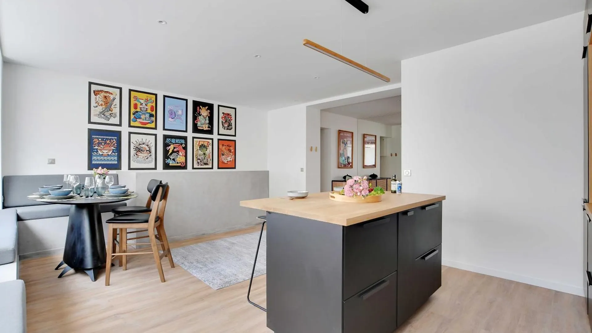 Spacious Apartment - 2Br- 6P - Grandes-Carrieres Paris France