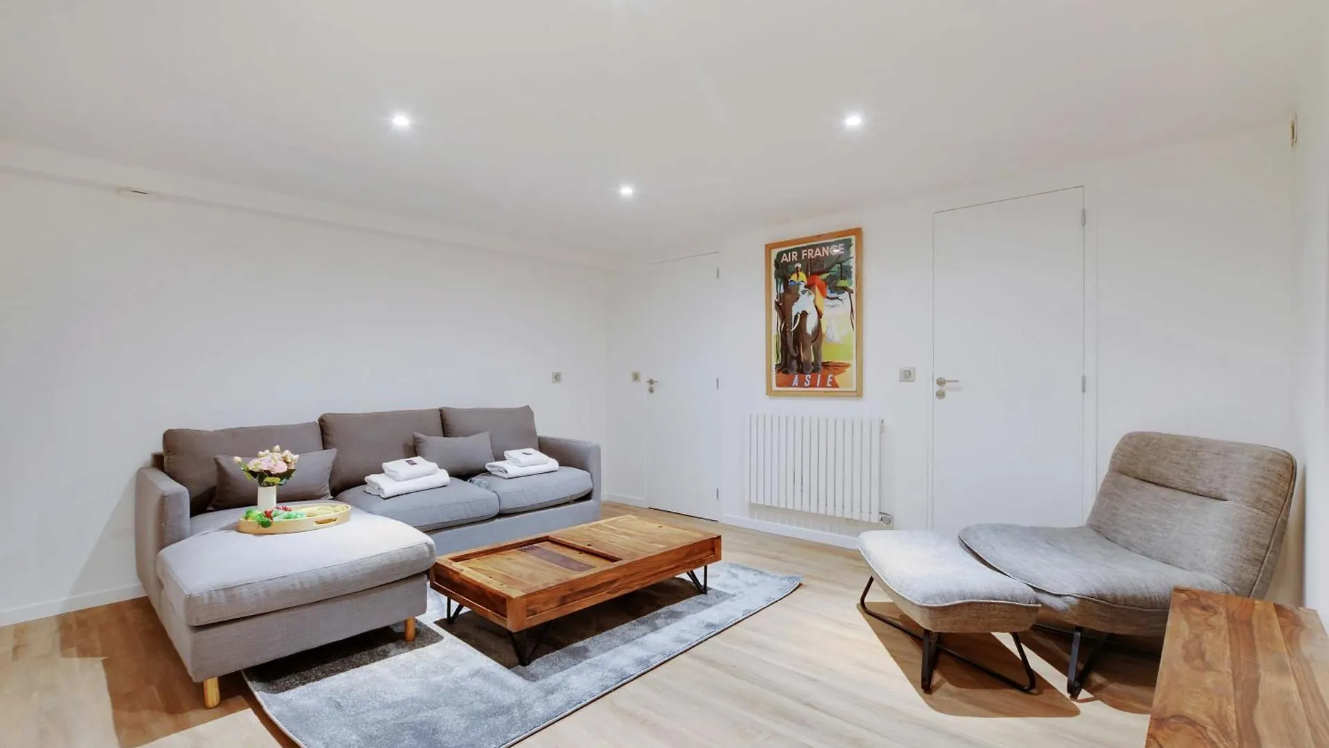 Spacious Apartment - 2Br- 6P - Grandes-Carrieres Paris