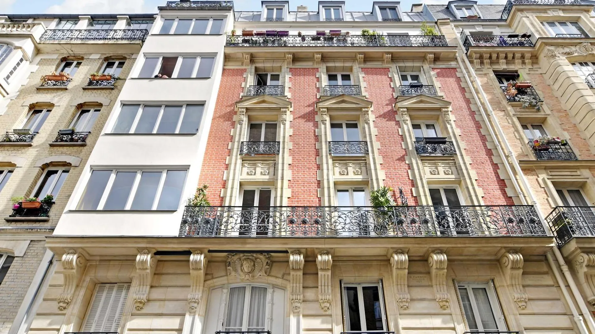 Spacious Apartment - 2Br- 6P - Grandes-Carrieres Paris